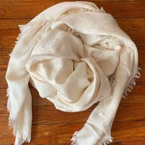 Louis Vuitton MONOGRAM SHINE SHAWL